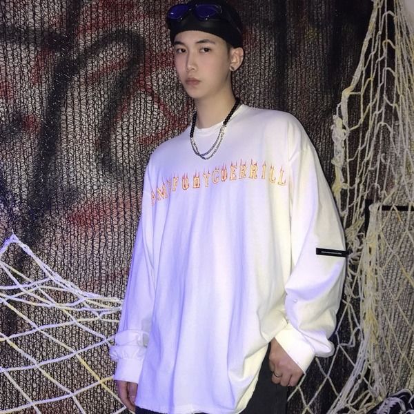 ninja european and american high street old washed sweater flame letters long-sleeved t-shirt oversize thin top, Black
ninja european and american high street old washed sweater flame letters long-sleeved t-shirt oversize thin top, Black
