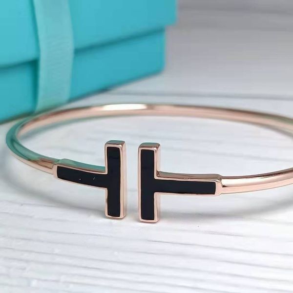 bangle bracelet two t opening diamonds love designer watches women men couple fashion designer watche wedding party thanksgiving days valent, Black
bangle bracelet two t opening diamonds love designer watches women men couple fashion designer watche wedding party thanksgiving days valent, Black