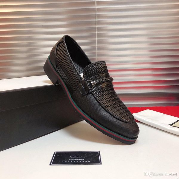 cq new men leather shoes man dress business pointed toe shoes vintage retro shoes for male lace up brogue flats 22, Black
cq new men leather shoes man dress business pointed toe shoes vintage retro shoes for male lace up brogue flats 22, Black