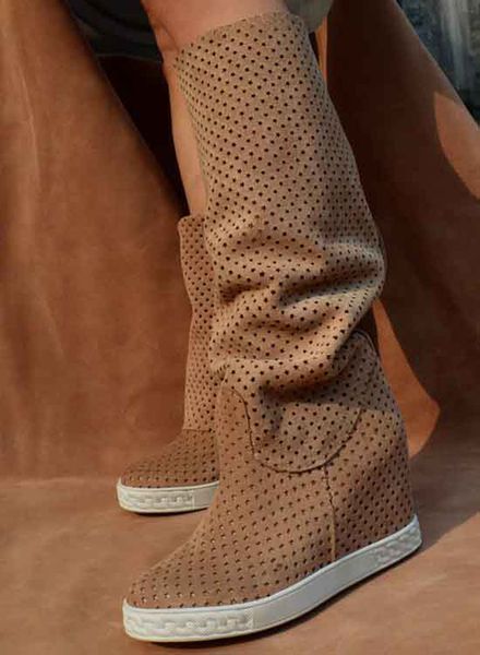 mode complete female small suede perforated leather two wear mid calf growing height collar down slide on long boots yef4, Black
mode complete female small suede perforated leather two wear mid calf growing height collar down slide on long boots yef4, Black