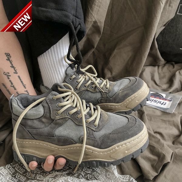 2021 new autumn and winter men's casual thick soled elevated tooling shoes youth trend short boots men, Black
2021 new autumn and winter men's casual thick soled elevated tooling shoes youth trend short boots men, Black