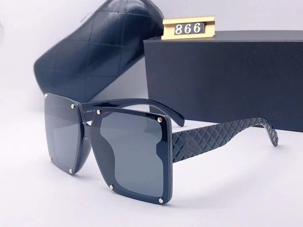 popular designer sunglasses oversized square summer style for women adumbral goggle uv400 lens mixed color with original box, White;black
popular designer sunglasses oversized square summer style for women adumbral goggle uv400 lens mixed color with original box, White;black