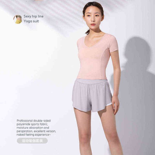 women's tracksuits 2022 summer yoga reflective marker breathable anti light shorts three dimensional splicing fitns suit t-shirt, Gray
women's tracksuits 2022 summer yoga reflective marker breathable anti light shorts three dimensional splicing fitns suit t-shirt, Gray