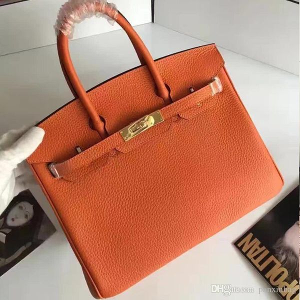 the european high-end handbags new embossed handbag shoulder messenger bag head layer cowhide leather platinum package
the european high-end handbags new embossed handbag shoulder messenger bag head layer cowhide leather platinum package