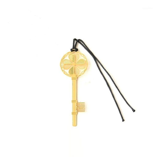 cutout metal lanyard bookmark golden book mark kawaii marcadores de pagina livro snow feather leaves key brief bookmarks1
cutout metal lanyard bookmark golden book mark kawaii marcadores de pagina livro snow feather leaves key brief bookmarks1