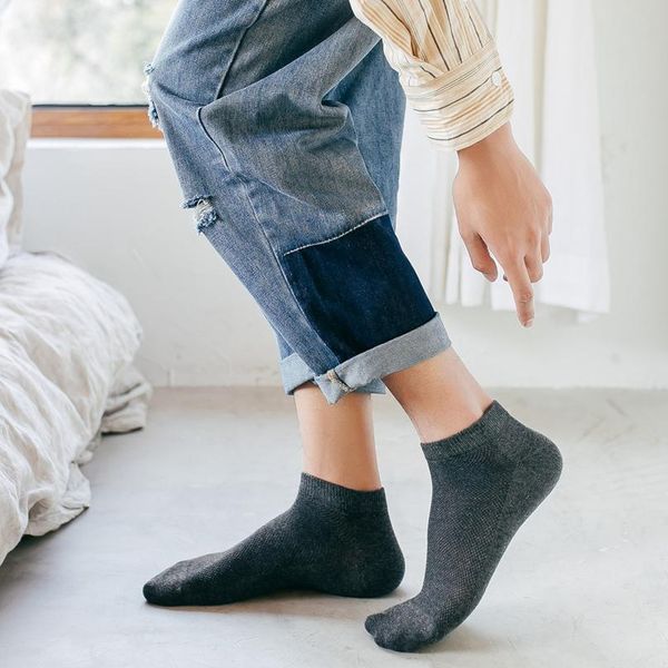 8pcs = 4 pairs / lot men cotton ankle socks for men's business casual solid color short socks male sock slippe bbyguf, Black
8pcs = 4 pairs / lot men cotton ankle socks for men's business casual solid color short socks male sock slippe bbyguf, Black