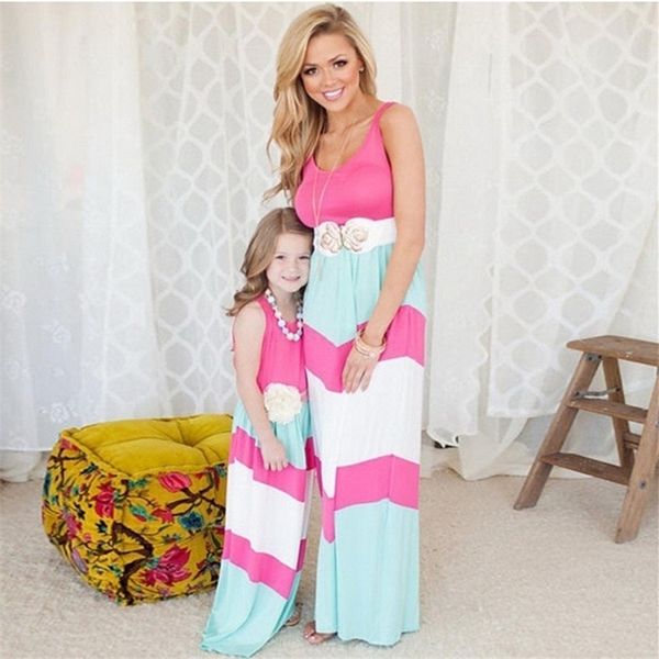 summer matching mother daughter dresses clothes long maxi dress family look mommy and me clothes mom and daughter dress y200713, Blue
summer matching mother daughter dresses clothes long maxi dress family look mommy and me clothes mom and daughter dress y200713, Blue