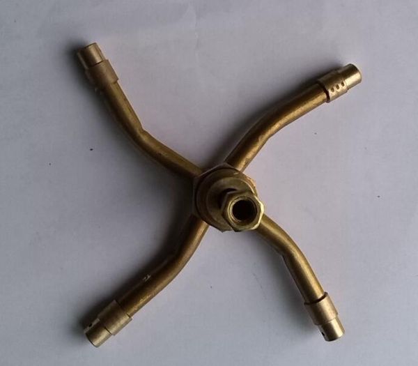 watering equipments 1/2" dn15 brassiness four-nozzle 360-degree rotating atomizing sprayer lawn garden sprinkler heads atomization cool
watering equipments 1/2" dn15 brassiness four-nozzle 360-degree rotating atomizing sprayer lawn garden sprinkler heads atomization cool
