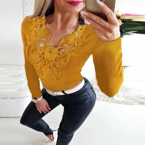 women's blouses & shirts fashion lace floral blouse patchwork casual winter ladies hollow out bottom female women long sleeve shirt bl, White
women's blouses & shirts fashion lace floral blouse patchwork casual winter ladies hollow out bottom female women long sleeve shirt bl, White