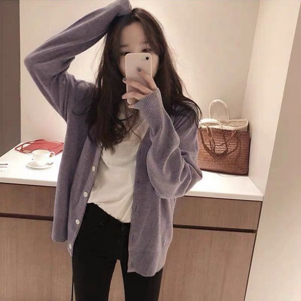 purple knitting with cardigan coat women's spring and new style sweater loose autumn wear, White;black
purple knitting with cardigan coat women's spring and new style sweater loose autumn wear, White;black