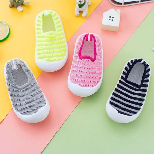 summer children's net 1-3 years old -vent spring one foot pedal boys and girls' hollow out sandals soft soled baby walking sho, Black;red
summer children's net 1-3 years old -vent spring one foot pedal boys and girls' hollow out sandals soft soled baby walking sho, Black;red