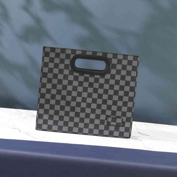 handbags bags 2022 men's fashion black lattice casual street trend horizontal batch, Black;red
handbags bags 2022 men's fashion black lattice casual street trend horizontal batch, Black;red