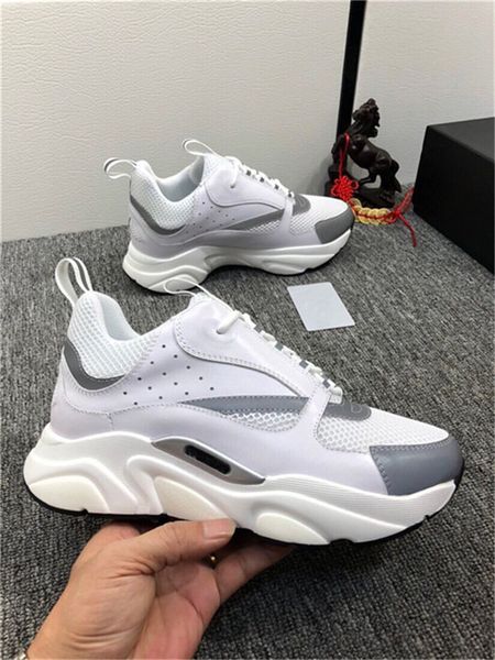 the latest autumn and winter fashion mesh splice daddy shoes traditional lace-up men's outdoor shoes size:35-45
the latest autumn and winter fashion mesh splice daddy shoes traditional lace-up men's outdoor shoes size:35-45