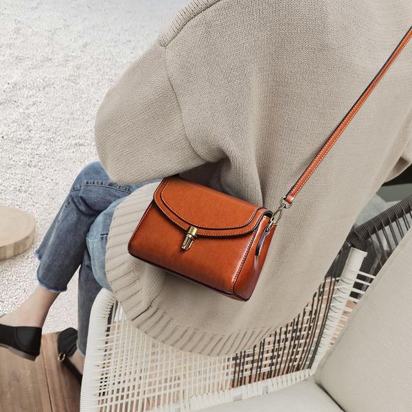 vintege solid color pattern leather crossbody bag for women fashion female shoulder bag female handbags and purses
vintege solid color pattern leather crossbody bag for women fashion female shoulder bag female handbags and purses