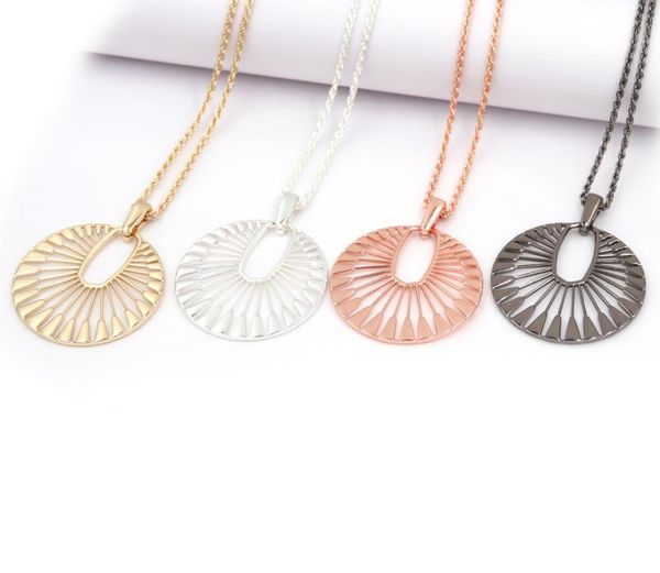 pendant necklaces 2021 double face highly polished rould fan shape hollow out necklace women, Silver
pendant necklaces 2021 double face highly polished rould fan shape hollow out necklace women, Silver