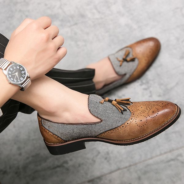 2020 new 2020 new british one pedal fashion mens shoes business brogue hand-carved breathable tassel loafers leather shoes, Black
2020 new 2020 new british one pedal fashion mens shoes business brogue hand-carved breathable tassel loafers leather shoes, Black