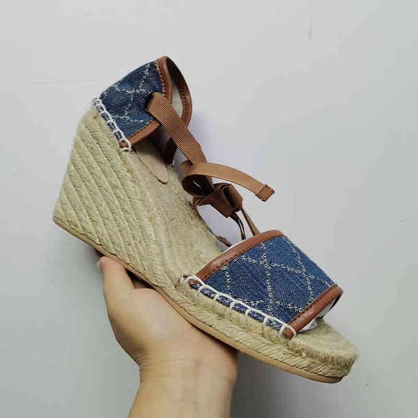 open-toe platform women's espadrille shoes fisherman heel heels designer wedge sandals matelassé light weight calfskin shoe twine weave, Black
open-toe platform women's espadrille shoes fisherman heel heels designer wedge sandals matelassé light weight calfskin shoe twine weave, Black