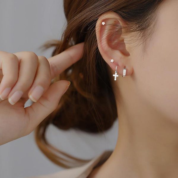 925 sterling silver earring fashion zircon cross round slub circle ear ring ear bone cute simple wild trend woman girl jewel, Golden;silver
925 sterling silver earring fashion zircon cross round slub circle ear ring ear bone cute simple wild trend woman girl jewel, Golden;silver