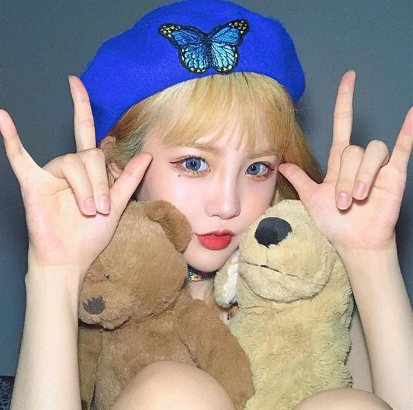 berets fashion autumn spring butterfly embroidery women hats caps female bonnet warm walking cap blue, Blue;gray
berets fashion autumn spring butterfly embroidery women hats caps female bonnet warm walking cap blue, Blue;gray