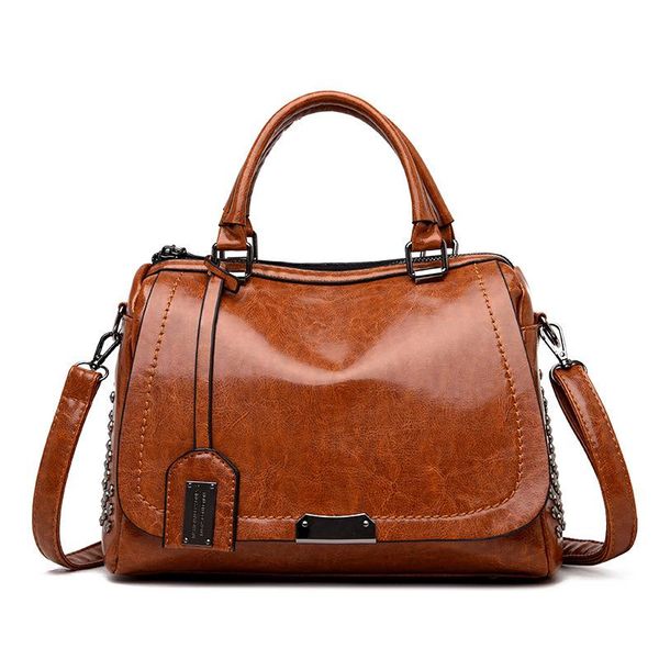 2020 new women's rivet handbags fashion high-capacity women's single shoulder messenger bag oil leather boston bag
2020 new women's rivet handbags fashion high-capacity women's single shoulder messenger bag oil leather boston bag