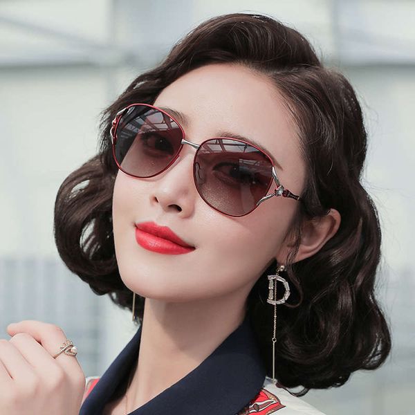 female uv protection new large frame sunglasses women fashion round long face driving gm glasses in summer 2020, Black
female uv protection new large frame sunglasses women fashion round long face driving gm glasses in summer 2020, Black