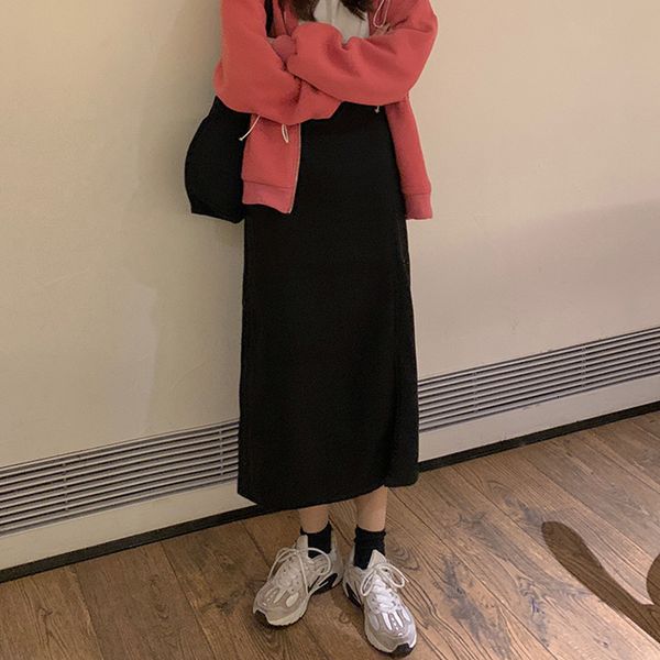 2021 New 3 colours female autumn skirts elastic waist long color wool divide a midi line skirt of women (f4184) CEVS, Black
2021 New 3 colours female autumn skirts elastic waist long color wool divide a midi line skirt of women (f4184) CEVS, Black