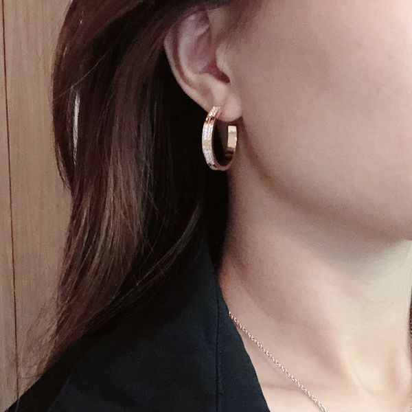 love series big earring diamonds stud brand 18 k gilded studs for woman brand design new selling diamond anniversary gift, Golden;silver
love series big earring diamonds stud brand 18 k gilded studs for woman brand design new selling diamond anniversary gift, Golden;silver