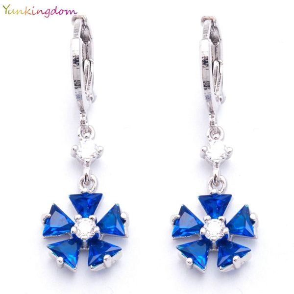 yunkingdom trendy creative jewelry for women white gold color earrings blue crystal drop earring with for party k1507, Silver
yunkingdom trendy creative jewelry for women white gold color earrings blue crystal drop earring with for party k1507, Silver