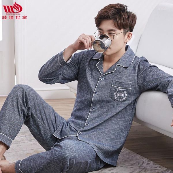 mimi pajamas, men fall new long-sleeve cardigan lapel middle-aged father cotton leisure wear suits in the spring and autumn1, Black;brown
mimi pajamas, men fall new long-sleeve cardigan lapel middle-aged father cotton leisure wear suits in the spring and autumn1, Black;brown