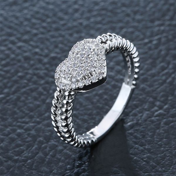 european and american cross-border love zircon ladies wedding ring copper-plated 18k gold ring fashion, Golden;silver
european and american cross-border love zircon ladies wedding ring copper-plated 18k gold ring fashion, Golden;silver