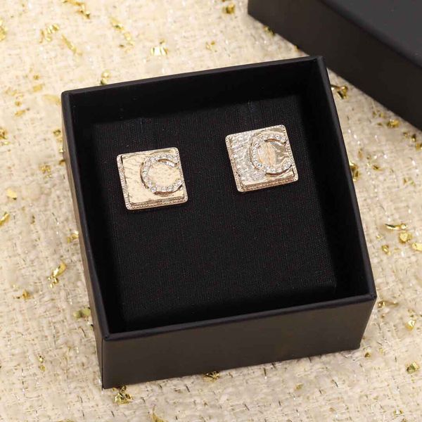 2022 charm square shape stud earring with diamond for women wedding jewelry gift have box stamp in 18k gold plated ps7255, Golden
2022 charm square shape stud earring with diamond for women wedding jewelry gift have box stamp in 18k gold plated ps7255, Golden