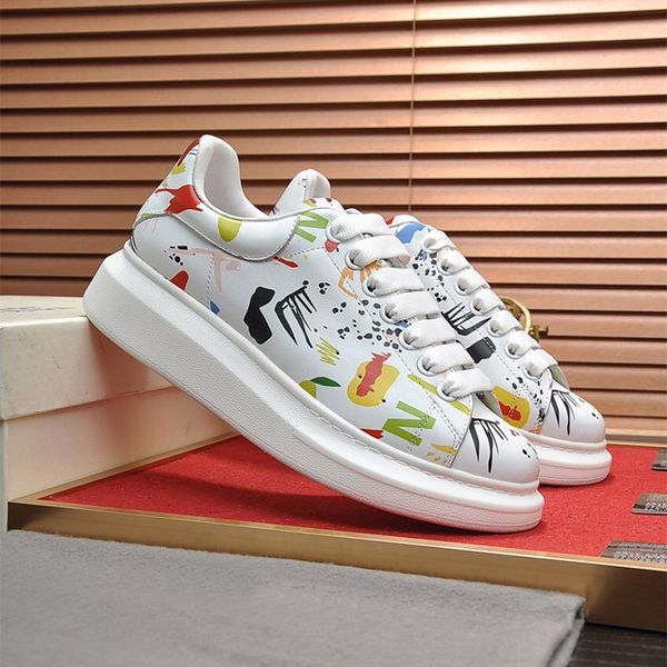 classic style fashion casual shoes street drawing graffiti trainers leather platform shoes flat chaussures suede lace-up men women sneakers, Black
classic style fashion casual shoes street drawing graffiti trainers leather platform shoes flat chaussures suede lace-up men women sneakers, Black