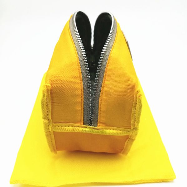 new women wash bag woman cosmetic bags coated canvas toiletry bag purses toiletry kits make up bag clutch pouch with handle
new women wash bag woman cosmetic bags coated canvas toiletry bag purses toiletry kits make up bag clutch pouch with handle