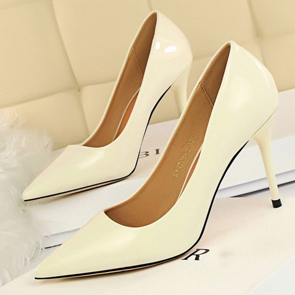 women pumps shoes 9cm patent leather high heels new fashion new daily mature style ladies high heels classic simple, Black
women pumps shoes 9cm patent leather high heels new fashion new daily mature style ladies high heels classic simple, Black