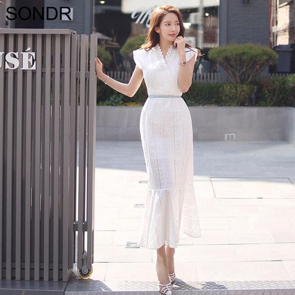 korean lace v-neck slim fishtail maxi dress 2020 spring summer women party bodycon lace long dress vestido fashion1, Black;gray
korean lace v-neck slim fishtail maxi dress 2020 spring summer women party bodycon lace long dress vestido fashion1, Black;gray