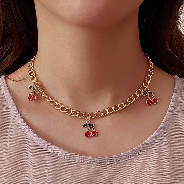 chokers 2021 gold link chain boho strawberry design pendant maxi statement choker necklace for women wedding accessories gift, Golden;silver
chokers 2021 gold link chain boho strawberry design pendant maxi statement choker necklace for women wedding accessories gift, Golden;silver