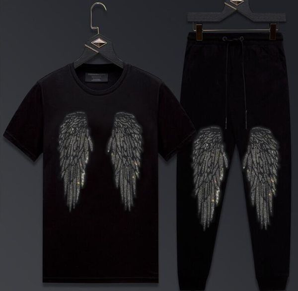 2021 new tracksuit men two pieces set summer diamond stone causal mens clothing male short sleeve tshirt+pant dyex, Black
2021 new tracksuit men two pieces set summer diamond stone causal mens clothing male short sleeve tshirt+pant dyex, Black