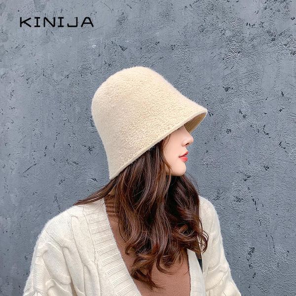 2020 autumn thick cashmere bucket hat korean solid color with five-pointed star logo warm ladies cap winter outdoor panama hat, Black;white
2020 autumn thick cashmere bucket hat korean solid color with five-pointed star logo warm ladies cap winter outdoor panama hat, Black;white