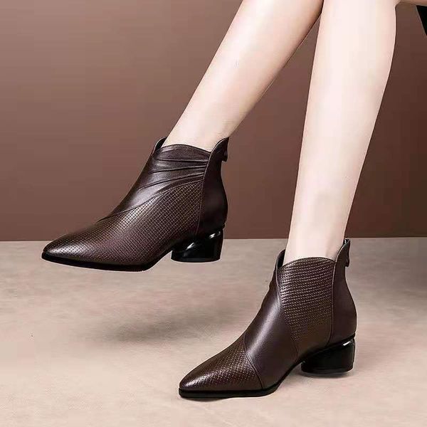 fhanchu 2022 soft leather women ankle bootsautumn/winter shoesshort botasmid heelpointed toeback zipblackbrowndropship, Black
fhanchu 2022 soft leather women ankle bootsautumn/winter shoesshort botasmid heelpointed toeback zipblackbrowndropship, Black