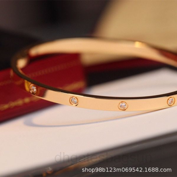 v gold second generation seiko version kajia narrow bracelet screw cnc process ten diamond 3fga, Black
v gold second generation seiko version kajia narrow bracelet screw cnc process ten diamond 3fga, Black