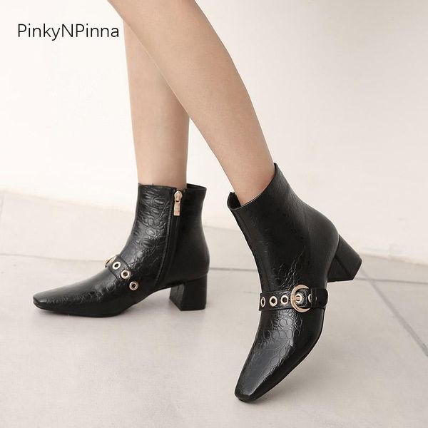 boots 2021 autumn women fashion classic ankle pointed toe high chunk heels metal buckle shining super large size short booties, Black
boots 2021 autumn women fashion classic ankle pointed toe high chunk heels metal buckle shining super large size short booties, Black