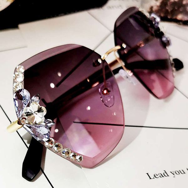 new fashion anti ultraviolet round big face thin street spersonality sunglasses women ins han banchao, Black
new fashion anti ultraviolet round big face thin street spersonality sunglasses women ins han banchao, Black