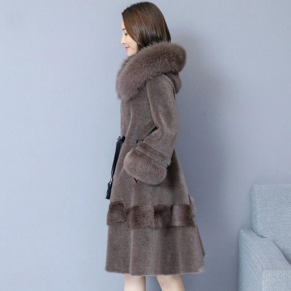 women's fur & faux in winter 2021 shearling coat for fashion temperament, the mother's long hooded waist, Black
women's fur & faux in winter 2021 shearling coat for fashion temperament, the mother's long hooded waist, Black
