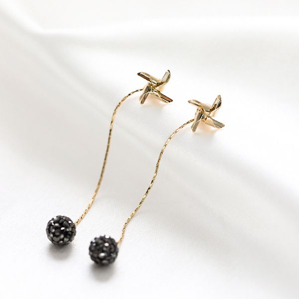 personality windmill coat rack women belt fashion earrings 925 silver needle earrings new
personality windmill coat rack women belt fashion earrings 925 silver needle earrings new