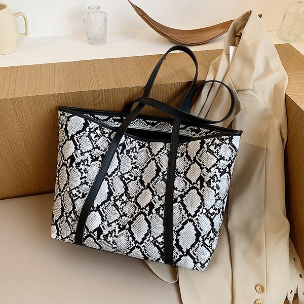 hbp luxury handbag women bags design snakskin pattern quality shoulder bag lady large capacity shopping bag women totes purse
hbp luxury handbag women bags design snakskin pattern quality shoulder bag lady large capacity shopping bag women totes purse
