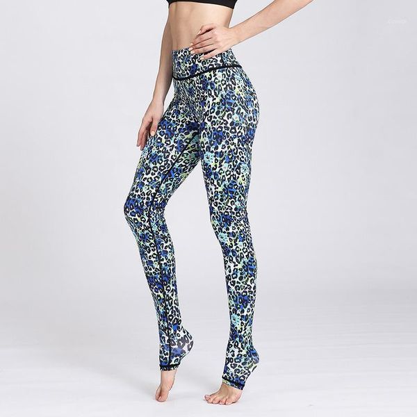 yoga outfits kind of sports printed pants fitness ladies leisure stretch suit with four stitches and six threads1, White;red
yoga outfits kind of sports printed pants fitness ladies leisure stretch suit with four stitches and six threads1, White;red