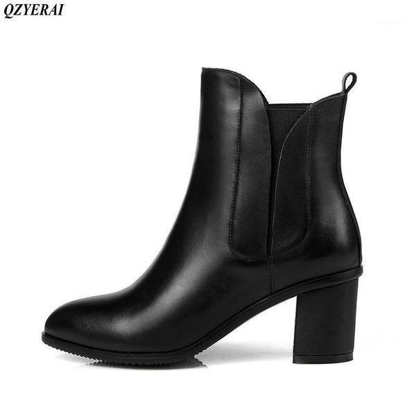 qzyerai 2020 new fashion short boots 100% cowhide wear-resistant soles pointed boots women's shoes size 34-421, Black
qzyerai 2020 new fashion short boots 100% cowhide wear-resistant soles pointed boots women's shoes size 34-421, Black