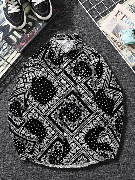 men paisley and scarf print patched pocket shirt a0a4#, White;black
men paisley and scarf print patched pocket shirt a0a4#, White;black
