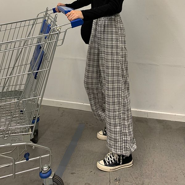 2021 New Korean style black plaid straight high-waisted elastic women's long pants (f4036) T8MM, Black;white
2021 New Korean style black plaid straight high-waisted elastic women's long pants (f4036) T8MM, Black;white