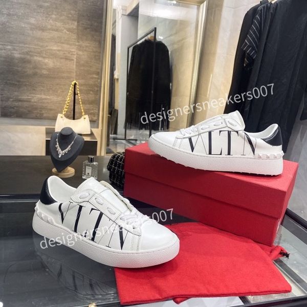 the man fashion mens women leather breathable shoes open low sports sneakers yh200907, Black
the man fashion mens women leather breathable shoes open low sports sneakers yh200907, Black